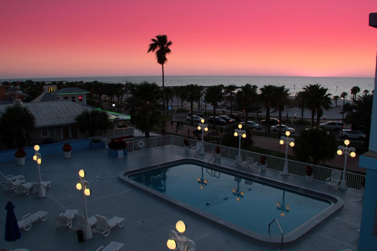 Beachview Suites Clearwater Beach Exterior photo