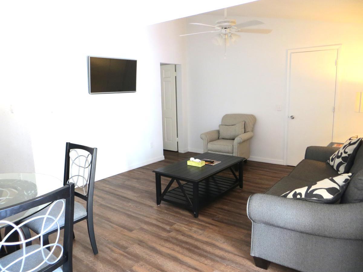 Beachview Suites Clearwater Beach Exterior photo